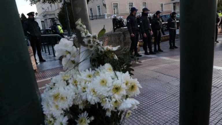 Τέλος η αριστερή στροφή στην Βουλή