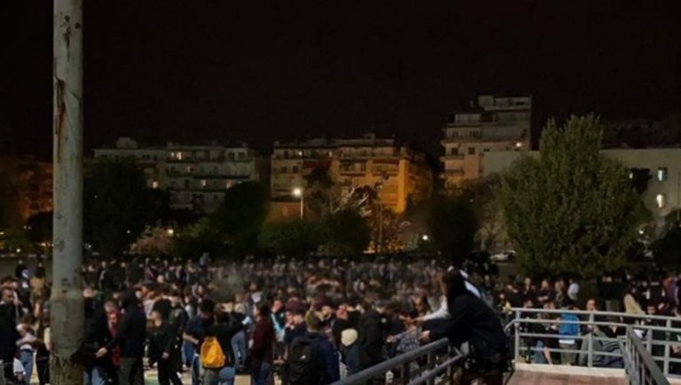 Θεσσαλονίκη: Εισαγγελική παρέμβαση για το υπαίθριο πάρτι στο ΑΠΘ (video)