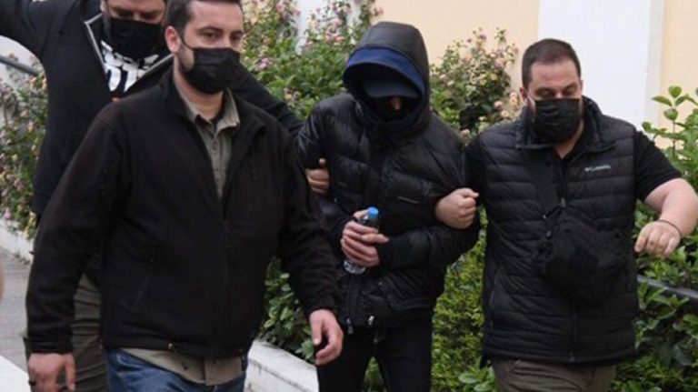 Προφυλακίστηκε ο Μένιος Φουρθιώτης (video)