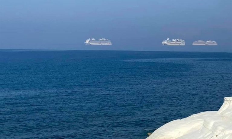 Στη Λεμεσό τα πλοία «αιωρούνται»! (pic)