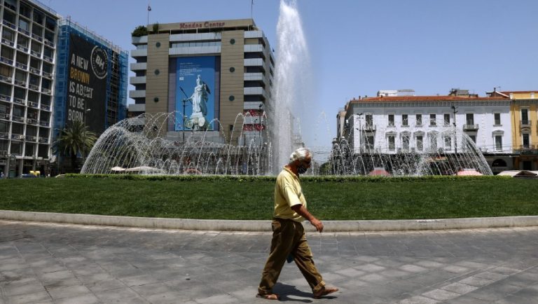 Συνεχίζεται ο καύσωνας και την Κυριακή