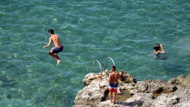 Ελλάδα: Έρχεται ιστορικός καύσωνας (video)
