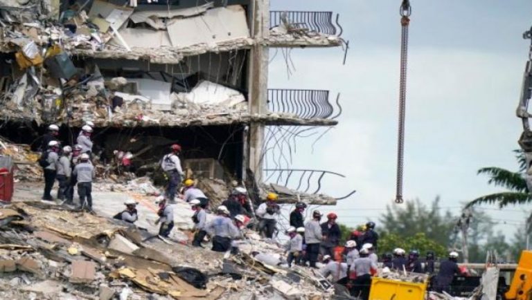 Φλόριντα: 97 νεκροί από κατάρρευση πολυκατοικίας
