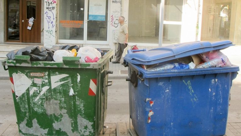 Καύσωνας – Θεσσαλονίκη: Σκουπίδια μόνο τις βραδινές ώρες