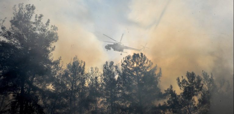 Φωτιά στη Ρόδο – Δεύτερη δύσκολη νύχτα