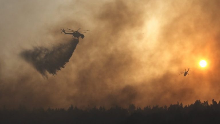 Βαρυμπόμπη: Τα νεότερα από το πύρινο μέτωπο