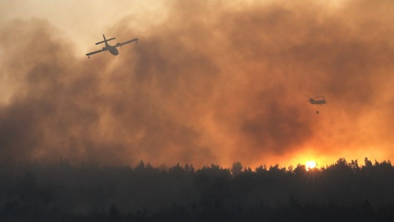 Υψηλός κίνδυνος πυρκαγιάς και αύριο σε Θεσσαλονίκη και Χαλκιδική