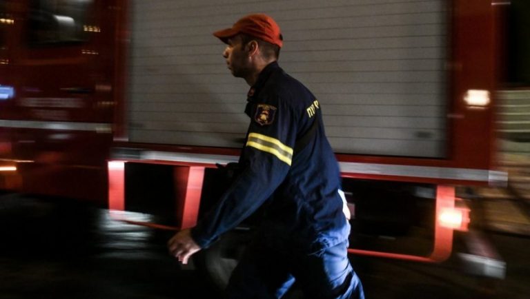 Θεσσαλονίκη: Έπεσε αυτοκίνητο σε κανάλι