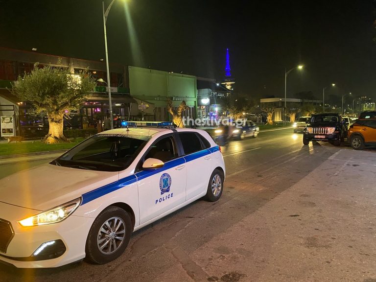 Θεσσαλονίκη: Έφαγε «πόρτα» σε μπαρ και μπήκε με αμάξι ! (video)
