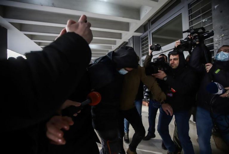 Θεσσαλονίκη: Στον Εισαγγελέα ο 23χρονος Αλβανός (vid)
