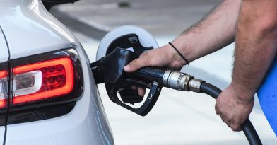 Fuel Pass: Στα σκαριά νέο επίδομα βενζίνης