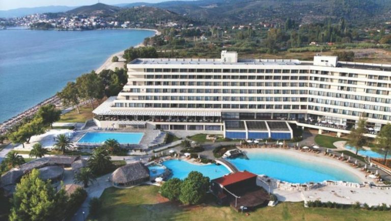 Ανακατατάξεις στο Porto Carras