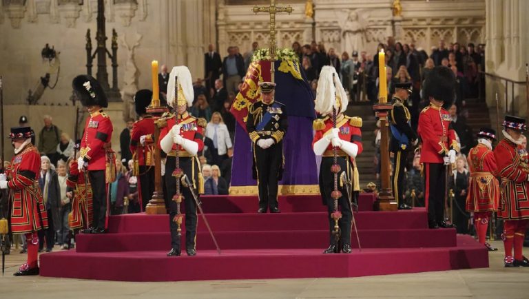 Τελευταίο αντίο σήμερα στην βασίλισσα Ελισάβετ παρουσία δεκάδων ηγετών