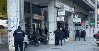 Θεσσαλονίκη: Απόπειρα ληστείας σε κατάστημα ηλεκτρονικών (video)