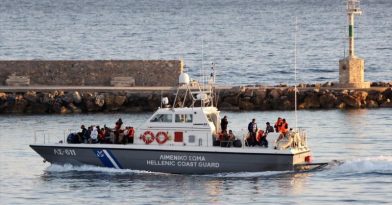 Τραγωδία: Ναυάγιο με μετανάστες στη Λέρο (vid)