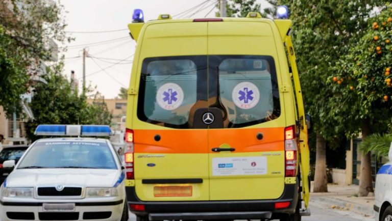 Θεσσαλονίκη: Υποχώρησε το οδόστρωμα και έπεσαν σε τρύπα τριών μέτρων