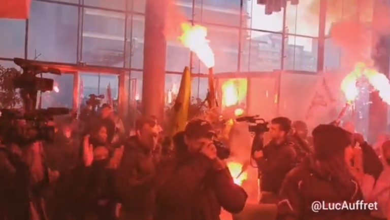 Έκρυθμη η κατάσταση στη Γαλλία