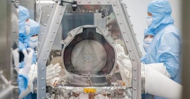 NASA: Άνοιξε η κάψουλα με δείγμα από τον αστεροειδή Bennu