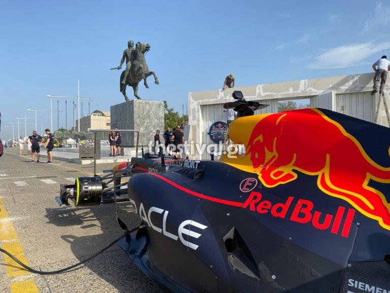Θεσσαλονίκη: Η Νέα Παραλία έγινε… πίστα της Formula 1 (pics)