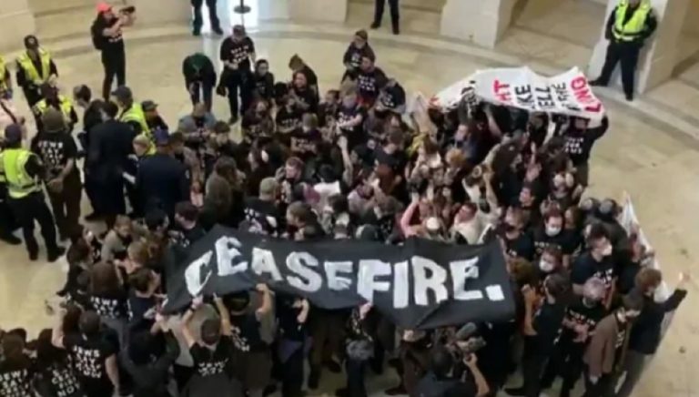 ΗΠΑ: 400 συλλήψεις Αμερικανοεβραίων στο Καπιτώλιο! (pics-videos)