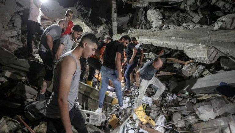 Κατέρρευσε ελληνορθόδοξη εκκλησία στη Γάζα μετά από αεροπορική επιδρομή