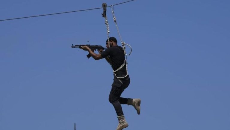 Δυτική Όχθη: Εισβολή μαχητών σε ισραηλινό οικισμό