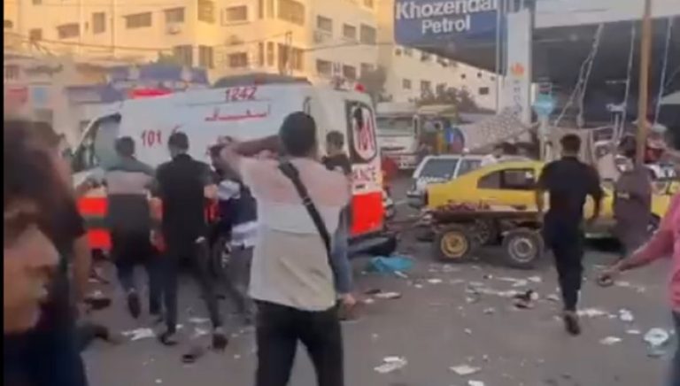 Βομβαρδίστηκε το νοσοκομείο Αλ Σίφα στη Γάζα