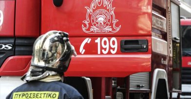 Θεσσαλονίκη: Φωτιά σε δύο σπίτια τα ξημερώματα