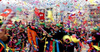 Θεσσαλονίκη: Ανατροπή με την καρναβαλική παρέλαση