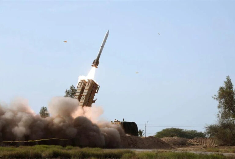 Πιο κοντά στη σύγκρουση Ιράν-Ισραήλ: Ανησυχία για τους βαλλιστικούς πυραύλους της Τεχεράνης