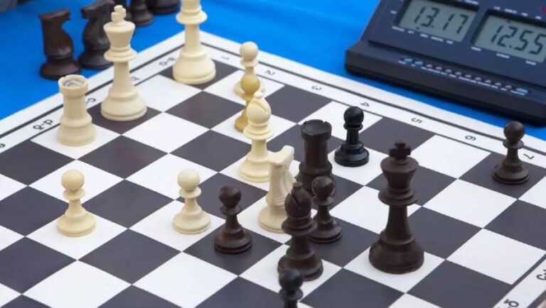 Απίθανο ρεκόρ Γκίνες στο σκάκι