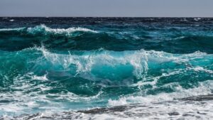 Χαλκιδική: Συναγερμός για φουσκωτή λέμβο με 7χρονο που παρασύρθηκε από τα κύματα