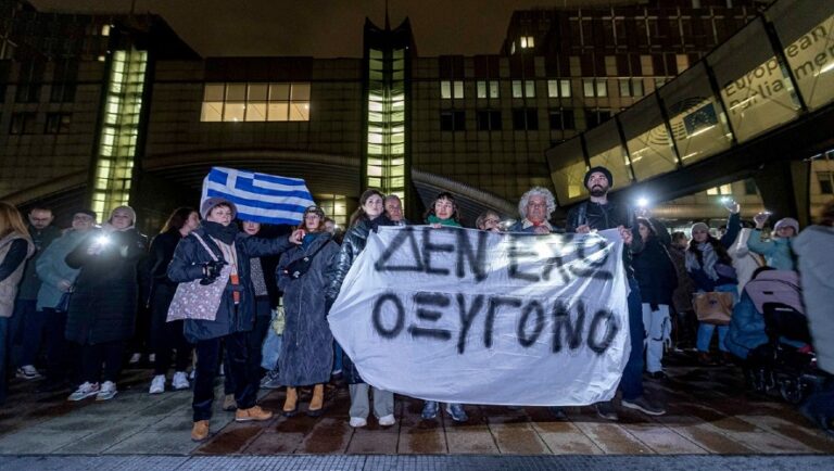 Κορυφαίο θέμα στα μεγάλα διεθνή ΜΜΕ η ελληνική λαοθάλασσα για τα Τέμπη