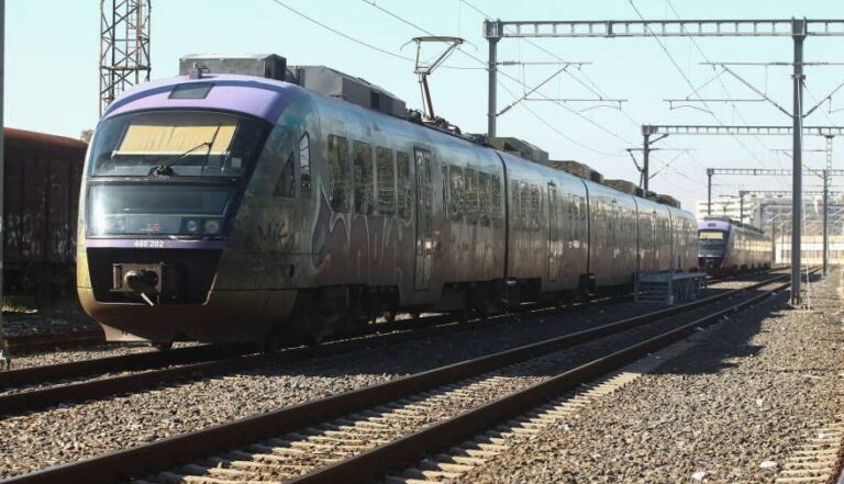 Ακινητοποιήθηκε τρένο με 190 επιβάτες – Τι λέει η Hellenic Train