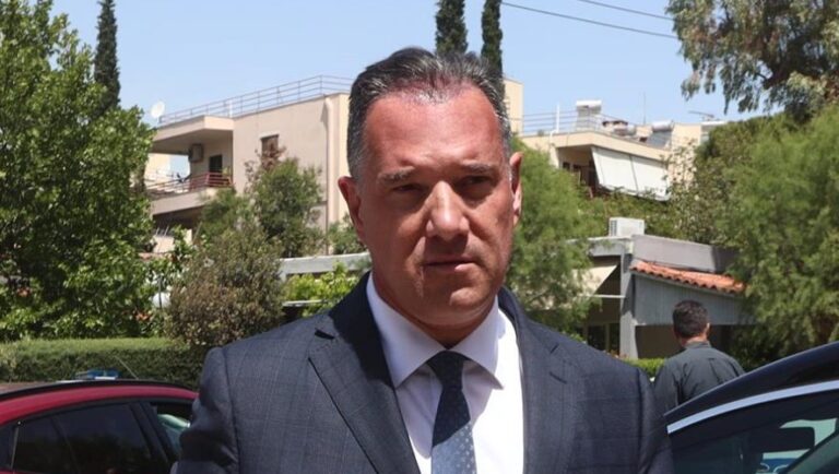 Γεωργιάδης: «Ναι, έκανα μεταμόσχευση μαλλιών και είμαι πολύ ευχαριστημένος»