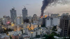 Ο πλανήτης με «κομμένη» την ανάσα: Ιράν και Ισραήλ δεν κάνουν βήμα πίσω