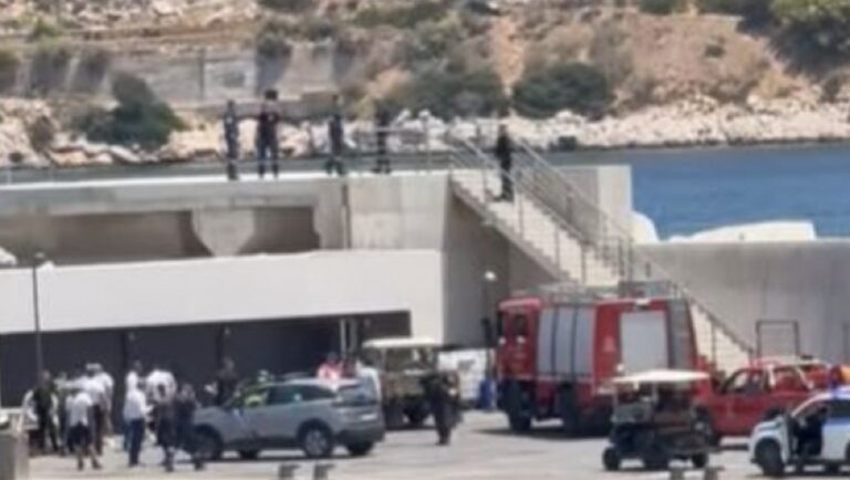 Συναγερμός: Πτώση ελικοπτέρου στη Μαρίνα Βουλιαγμένης!