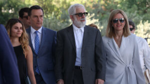 Φωτιά στο σπίτι του Πέτρου Φιλιππίδη στην Πατησίων