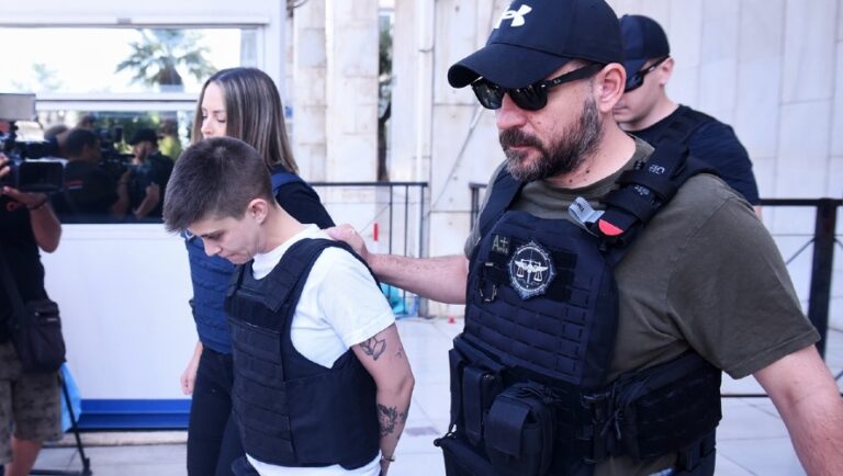 Την Κυριακή απολογείται η Μουρτζούκου για τις δολοφονίες των βρεφών