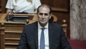 «Έφυγε από τη ζωή» ο Απόστολος Βεσυρόπουλος (videos)