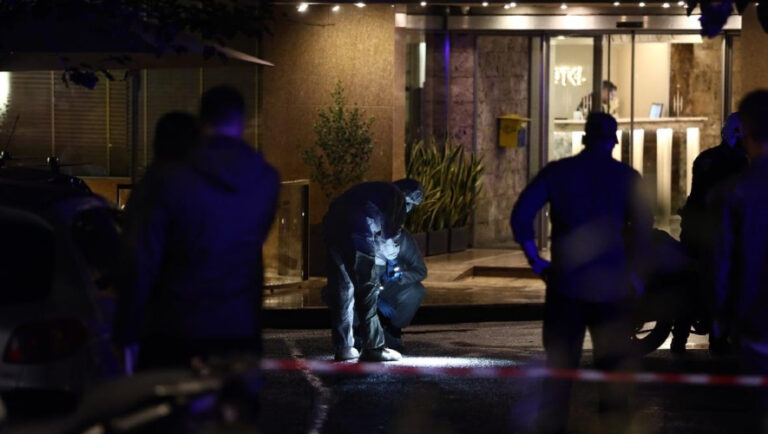 Ιλίσια: Άγνωστοι άφησαν βόμβα έξω από ντίσκο